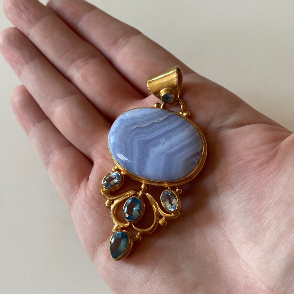 Blue Lace Agate Stone Pendant purple stone jeweled - Picture 4 of 6